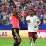 السلفادوري-ينال-درجة-رسوب-جريدة-الوطن-السعودية.jpg