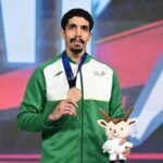 ميدالية-تاريخية-للعميري-جريدة-الوطن-السعودية.jpg
